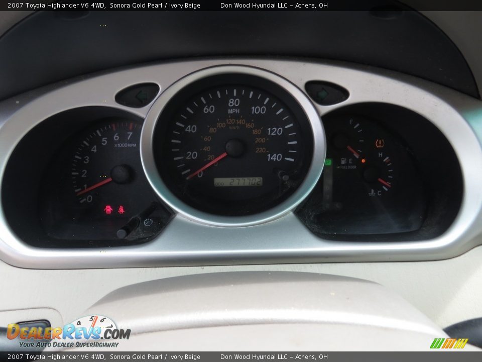 2007 Toyota Highlander V6 4WD Sonora Gold Pearl / Ivory Beige Photo #28