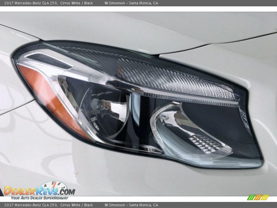 2017 Mercedes-Benz GLA 250 Cirrus White / Black Photo #32