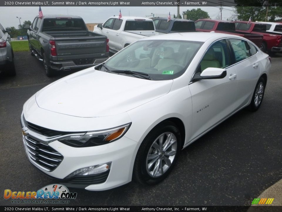 Front 3/4 View of 2020 Chevrolet Malibu LT Photo #6