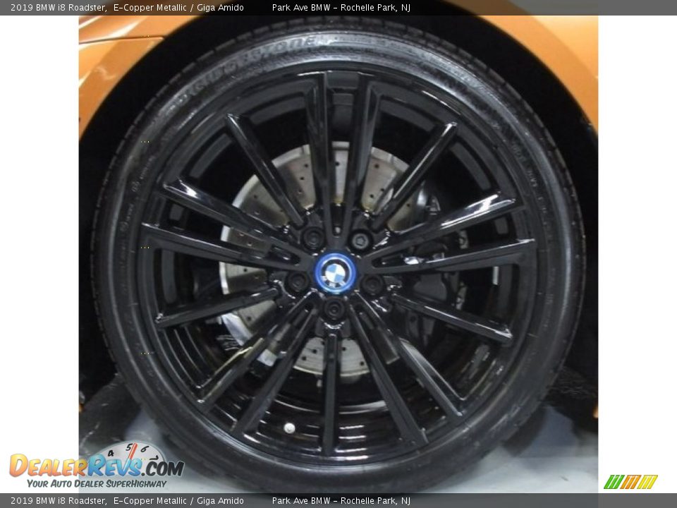 2019 BMW i8 Roadster Wheel Photo #22