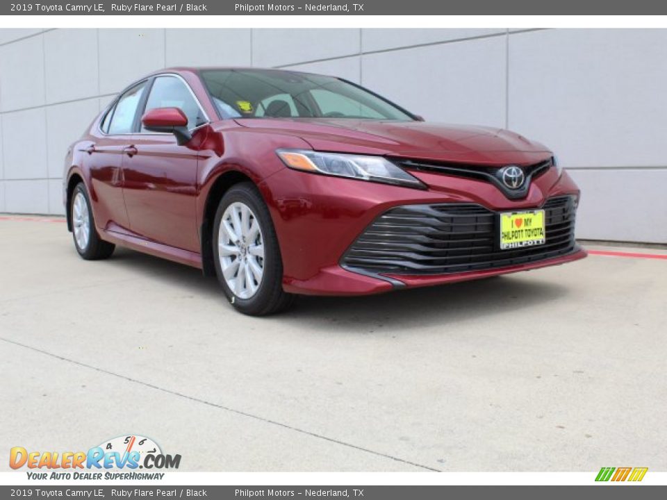 2019 Toyota Camry LE Ruby Flare Pearl / Black Photo #2