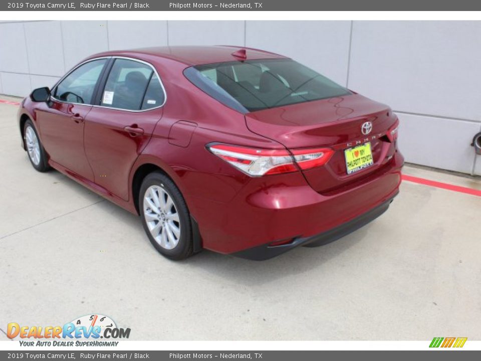 2019 Toyota Camry LE Ruby Flare Pearl / Black Photo #6