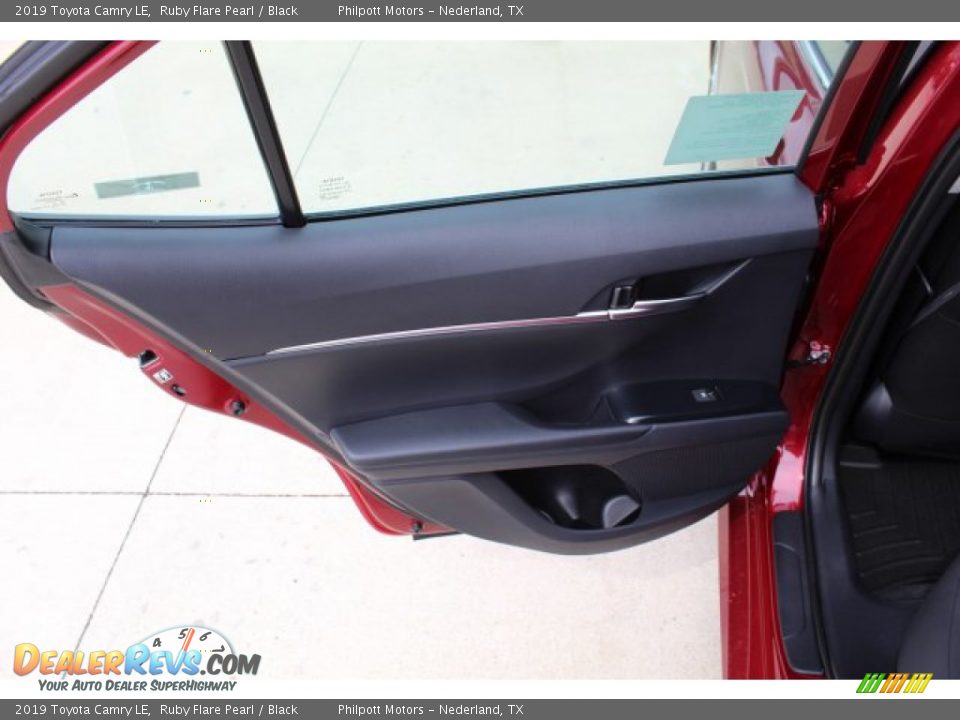 2019 Toyota Camry LE Ruby Flare Pearl / Black Photo #18