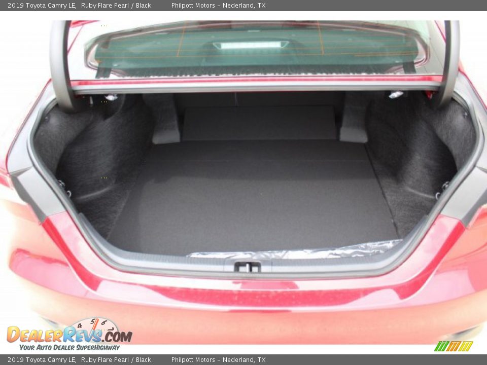 2019 Toyota Camry LE Ruby Flare Pearl / Black Photo #22