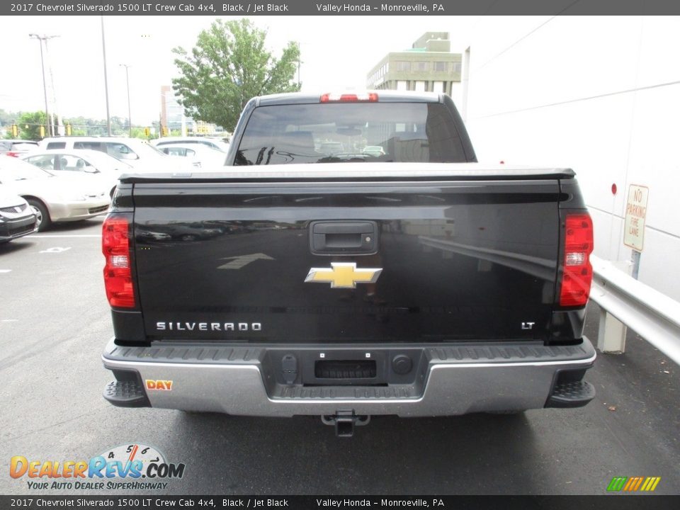 2017 Chevrolet Silverado 1500 LT Crew Cab 4x4 Black / Jet Black Photo #4
