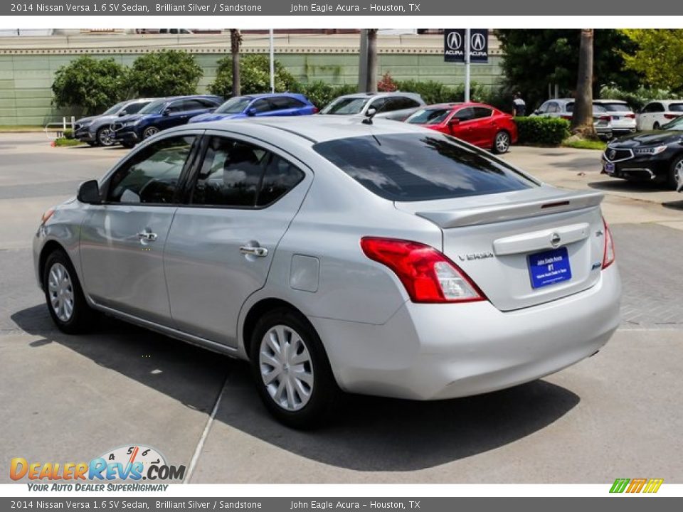 2014 Nissan Versa 1.6 SV Sedan Brilliant Silver / Sandstone Photo #5