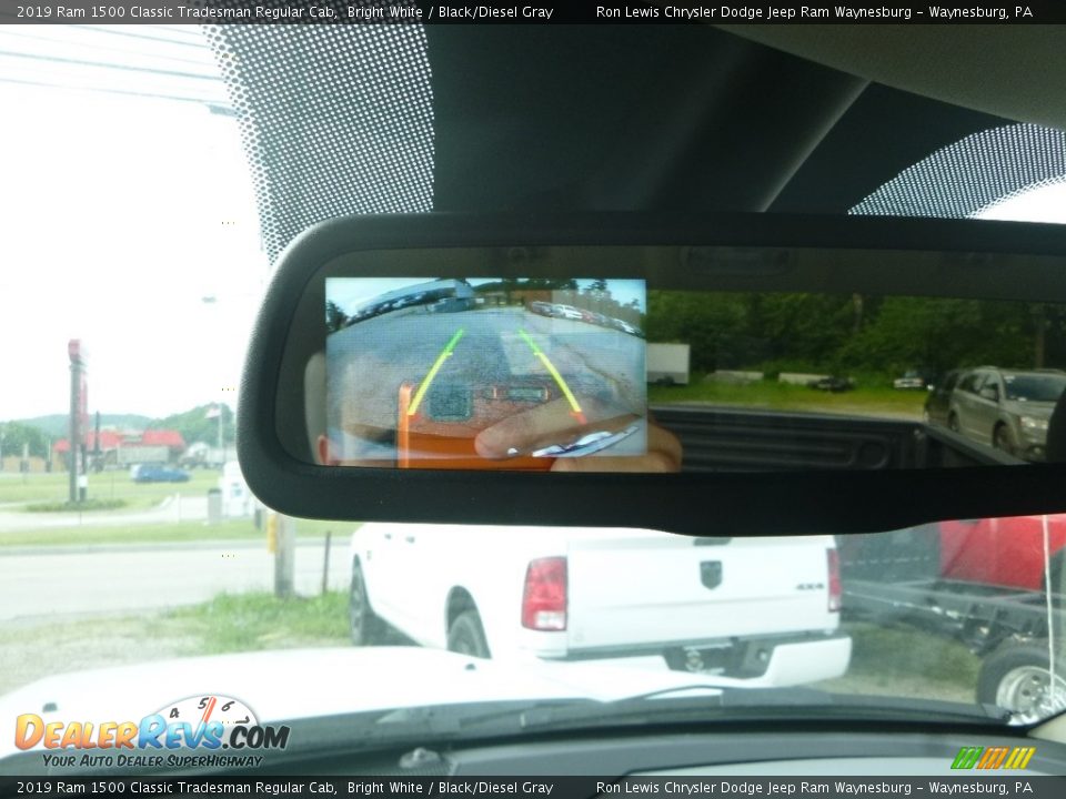 2019 Ram 1500 Classic Tradesman Regular Cab Bright White / Black/Diesel Gray Photo #17