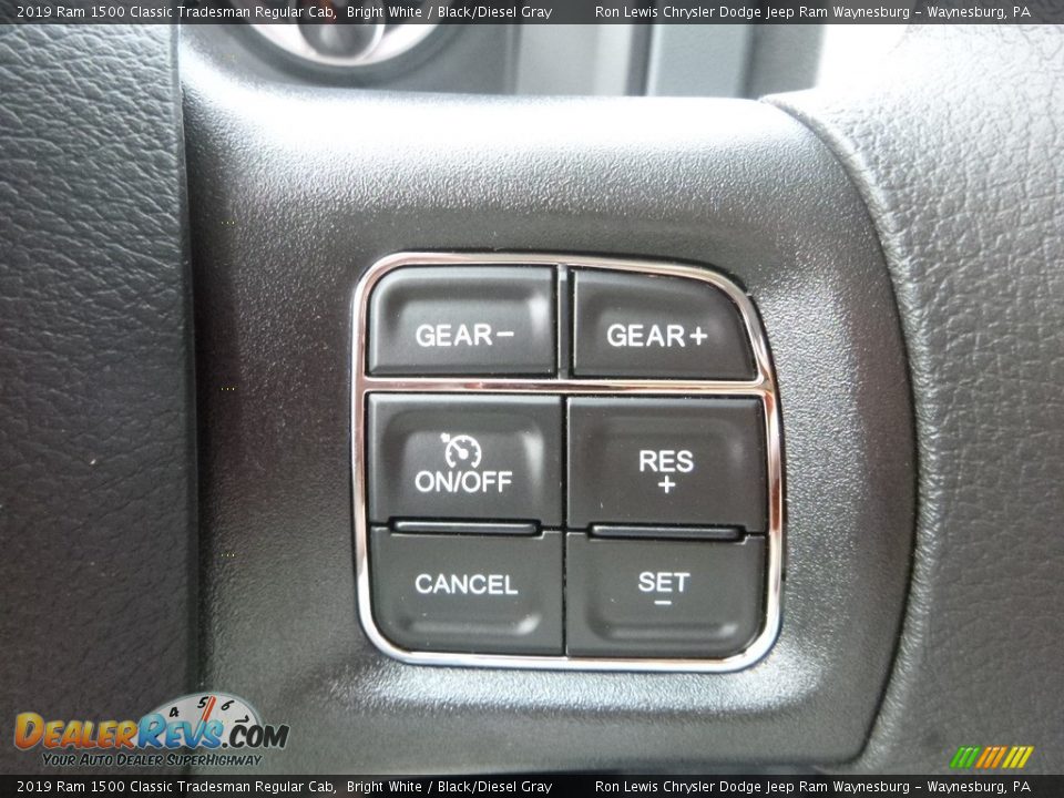 2019 Ram 1500 Classic Tradesman Regular Cab Bright White / Black/Diesel Gray Photo #18