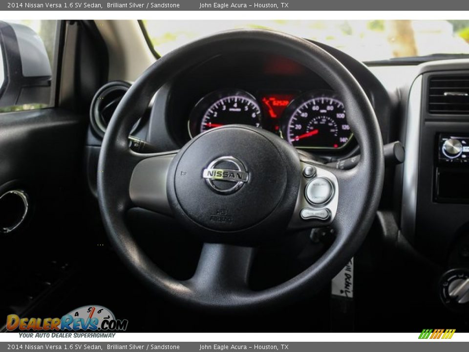 2014 Nissan Versa 1.6 SV Sedan Brilliant Silver / Sandstone Photo #32