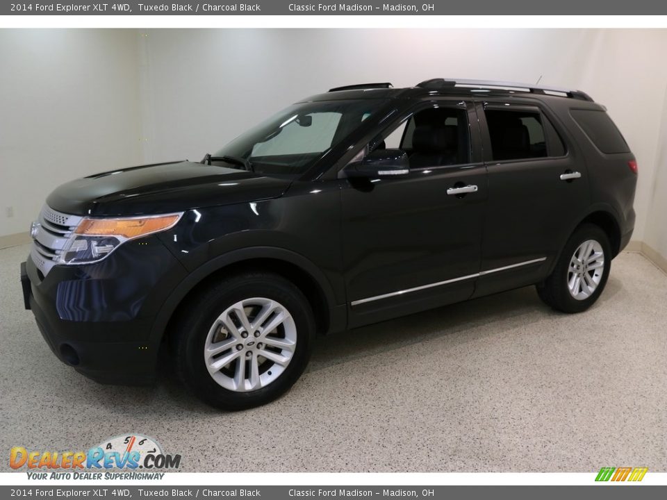 2014 Ford Explorer XLT 4WD Tuxedo Black / Charcoal Black Photo #3