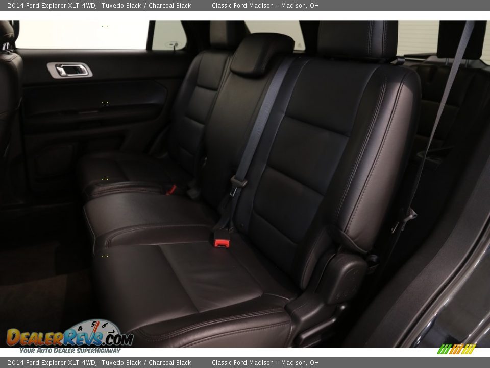 2014 Ford Explorer XLT 4WD Tuxedo Black / Charcoal Black Photo #20