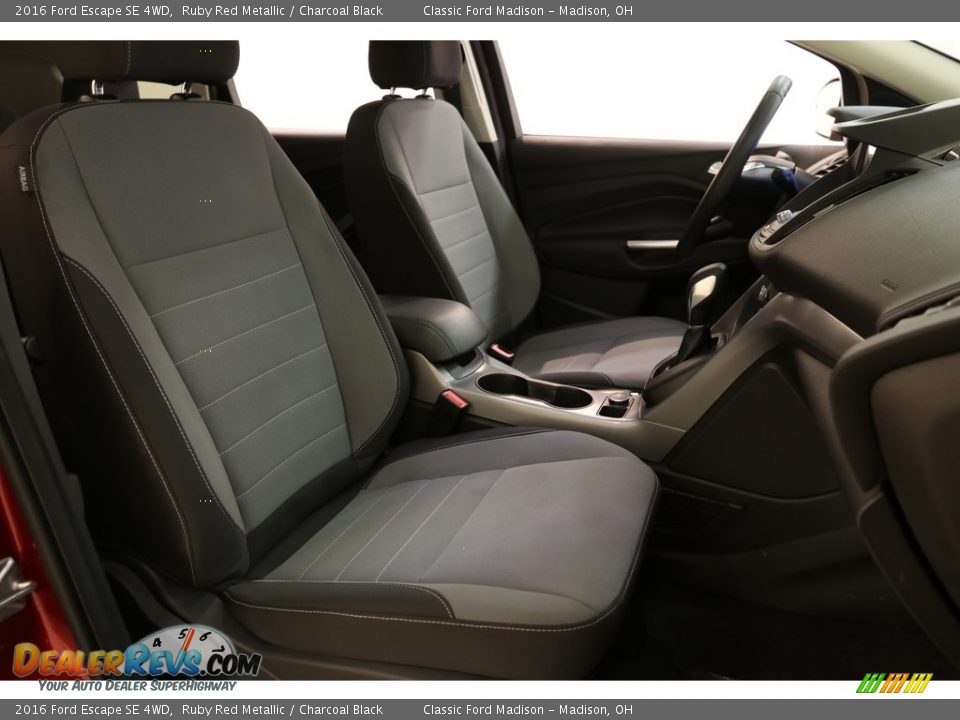 2016 Ford Escape SE 4WD Ruby Red Metallic / Charcoal Black Photo #15