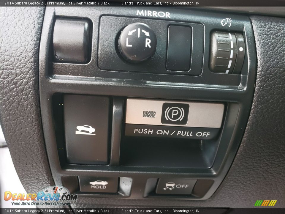 2014 Subaru Legacy 2.5i Premium Ice Silver Metallic / Black Photo #10