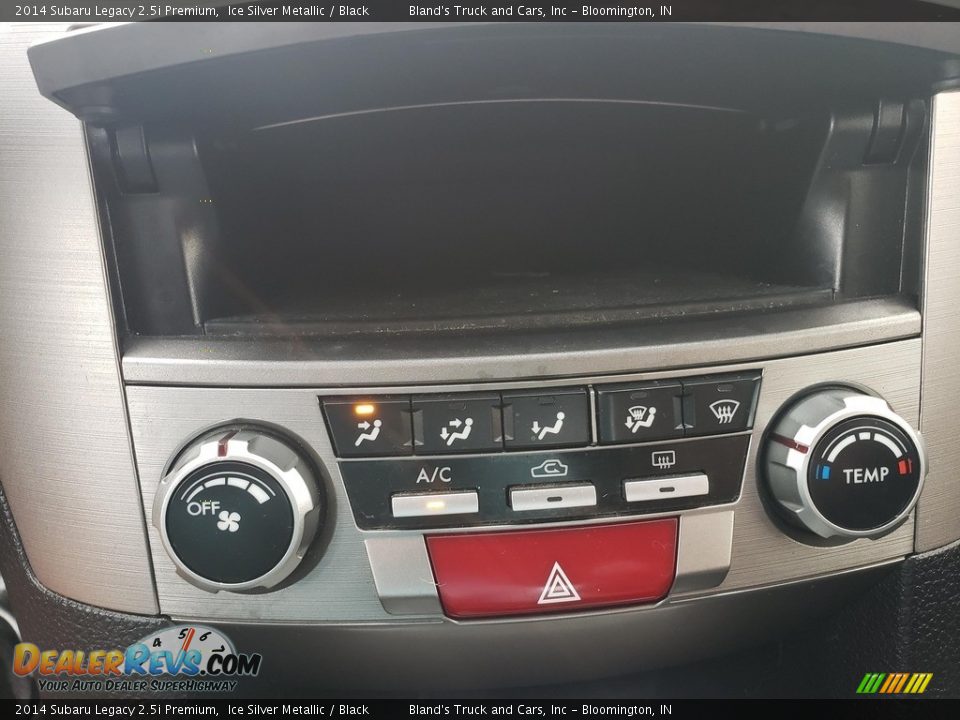 2014 Subaru Legacy 2.5i Premium Ice Silver Metallic / Black Photo #19