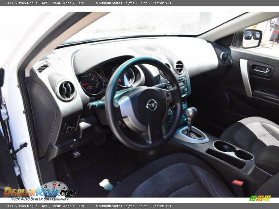 2011 Nissan Rogue S AWD Pearl White / Black Photo #10