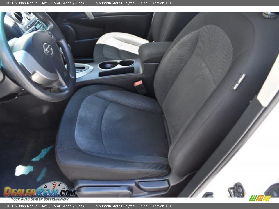 2011 Nissan Rogue S AWD Pearl White / Black Photo #11