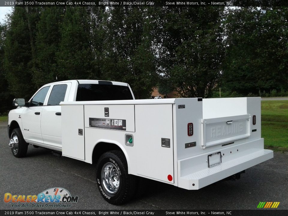 2019 Ram 3500 Tradesman Crew Cab 4x4 Chassis Bright White / Black/Diesel Gray Photo #8