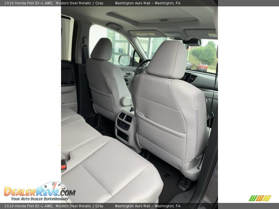 2019 Honda Pilot EX-L AWD Modern Steel Metallic / Gray Photo #30