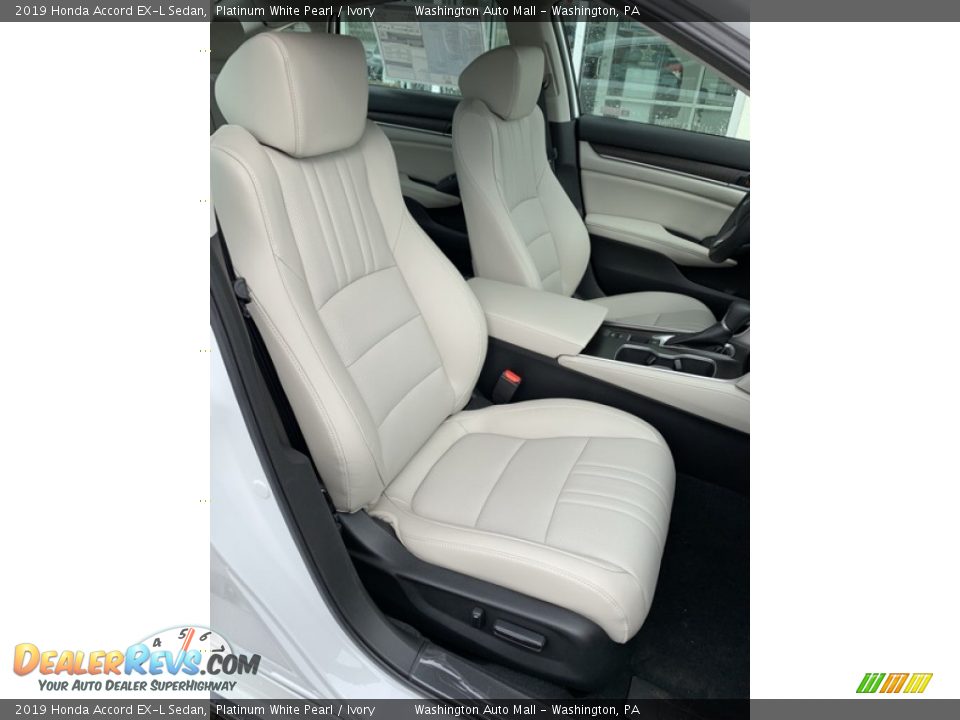 2019 Honda Accord EX-L Sedan Platinum White Pearl / Ivory Photo #26