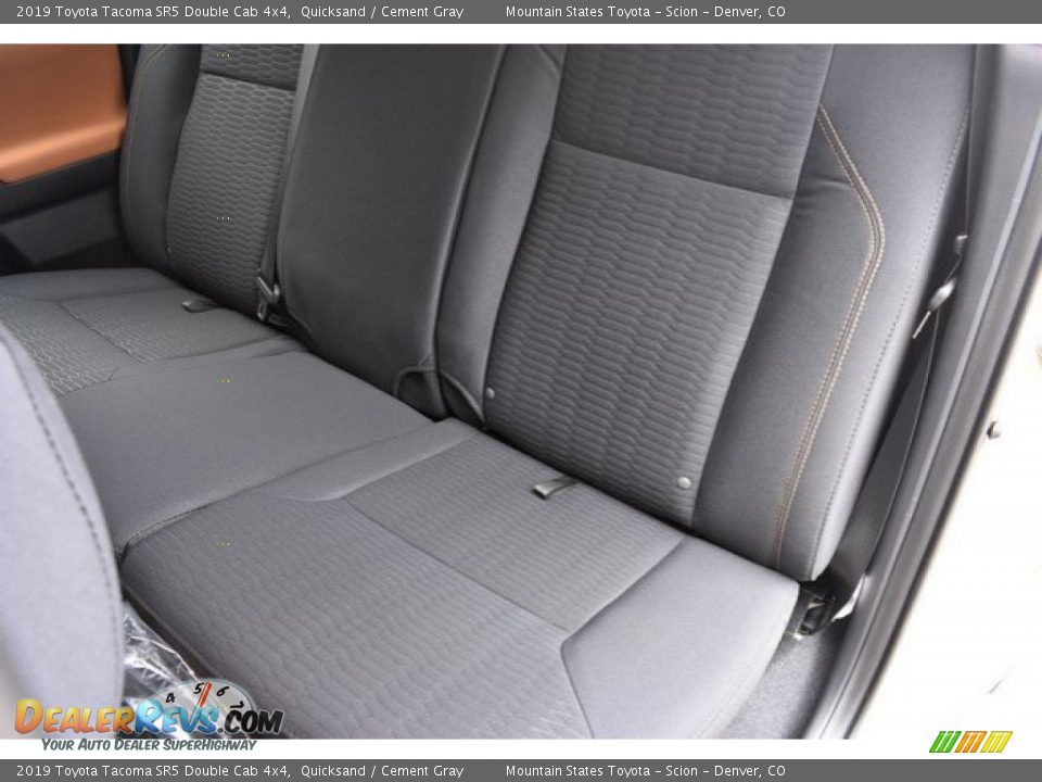 2019 Toyota Tacoma SR5 Double Cab 4x4 Quicksand / Cement Gray Photo #9