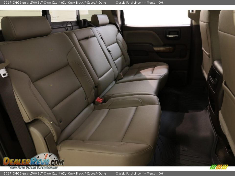2017 GMC Sierra 1500 SLT Crew Cab 4WD Onyx Black / Cocoa/­Dune Photo #18