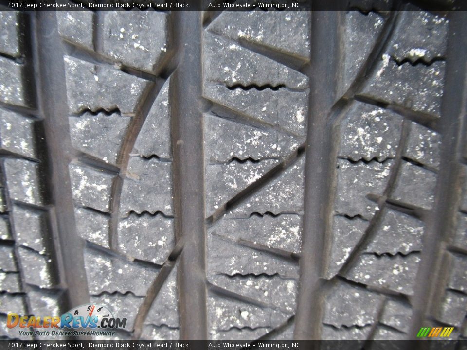 2017 Jeep Cherokee Sport Diamond Black Crystal Pearl / Black Photo #10