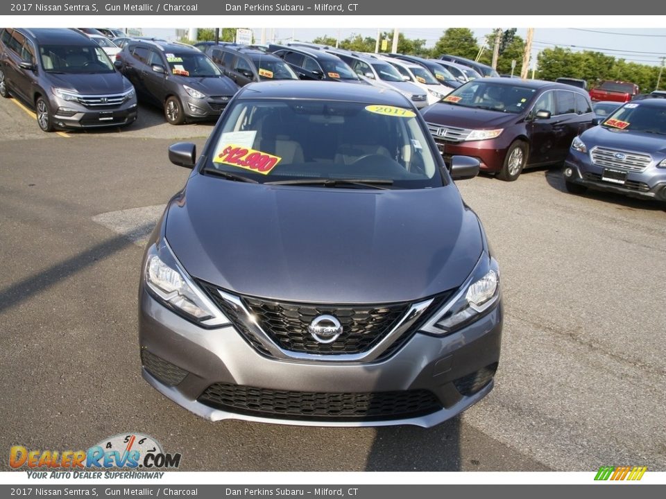 2017 Nissan Sentra S Gun Metallic / Charcoal Photo #2