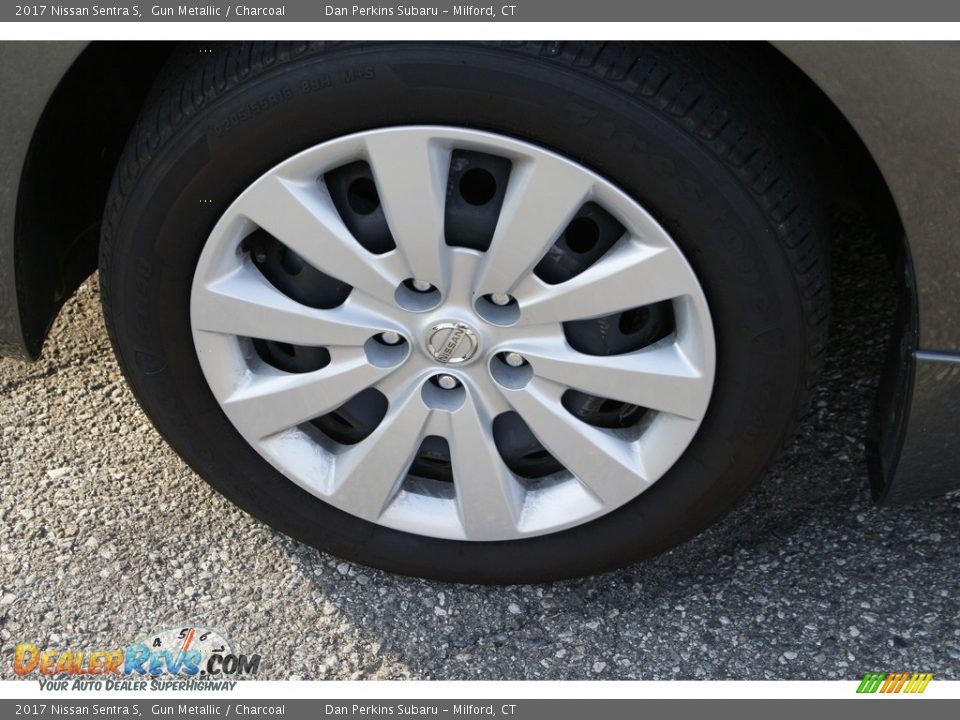 2017 Nissan Sentra S Gun Metallic / Charcoal Photo #20