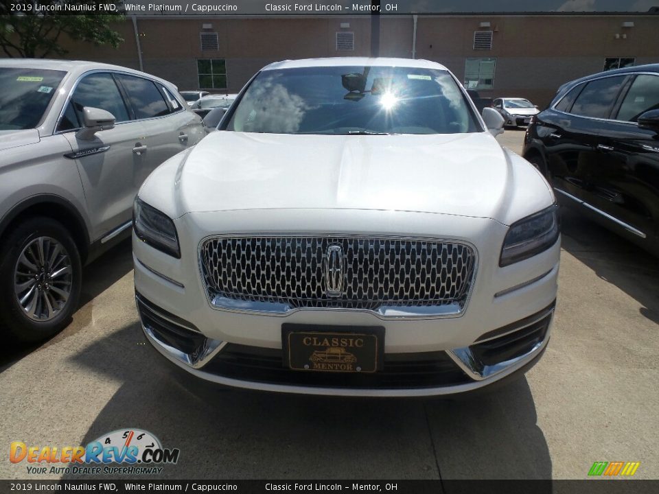 2019 Lincoln Nautilus FWD White Platinum / Cappuccino Photo #2