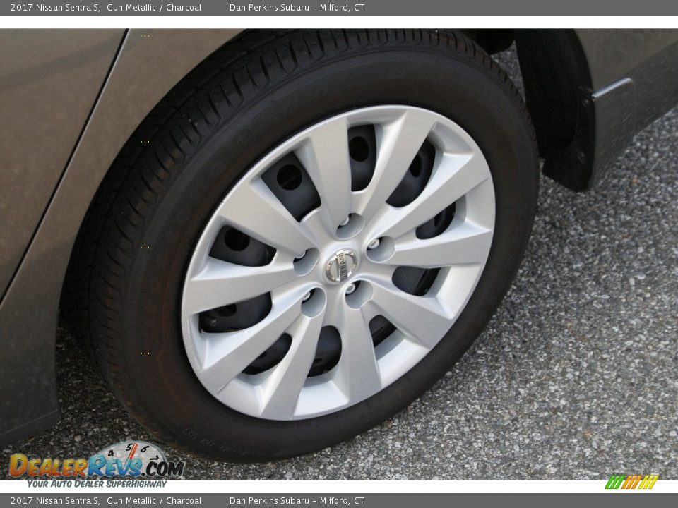 2017 Nissan Sentra S Gun Metallic / Charcoal Photo #22