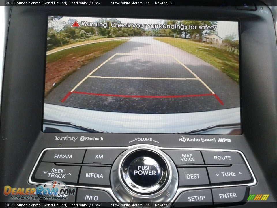 2014 Hyundai Sonata Hybrid Limited Pearl White / Gray Photo #23