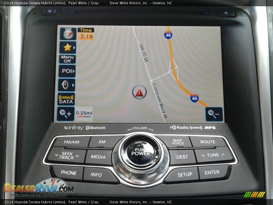 2014 Hyundai Sonata Hybrid Limited Pearl White / Gray Photo #24