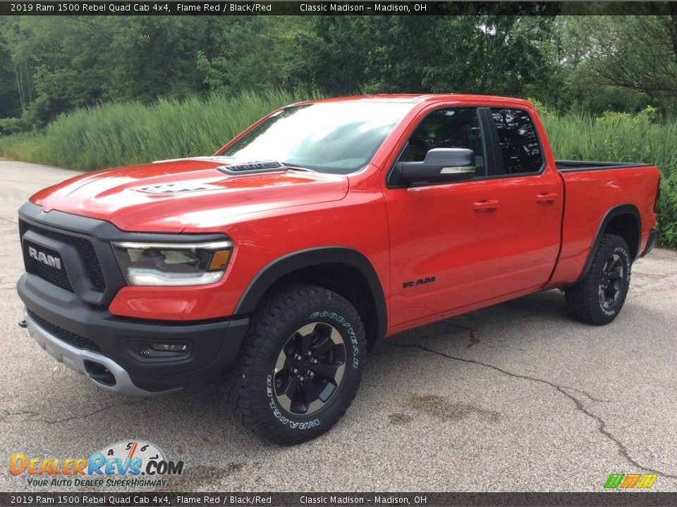 Front 3/4 View of 2019 Ram 1500 Rebel Quad Cab 4x4 Photo #3