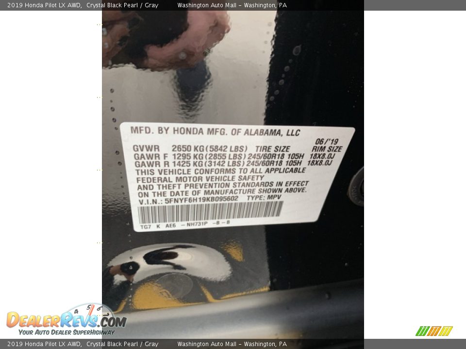 2019 Honda Pilot LX AWD Crystal Black Pearl / Gray Photo #9