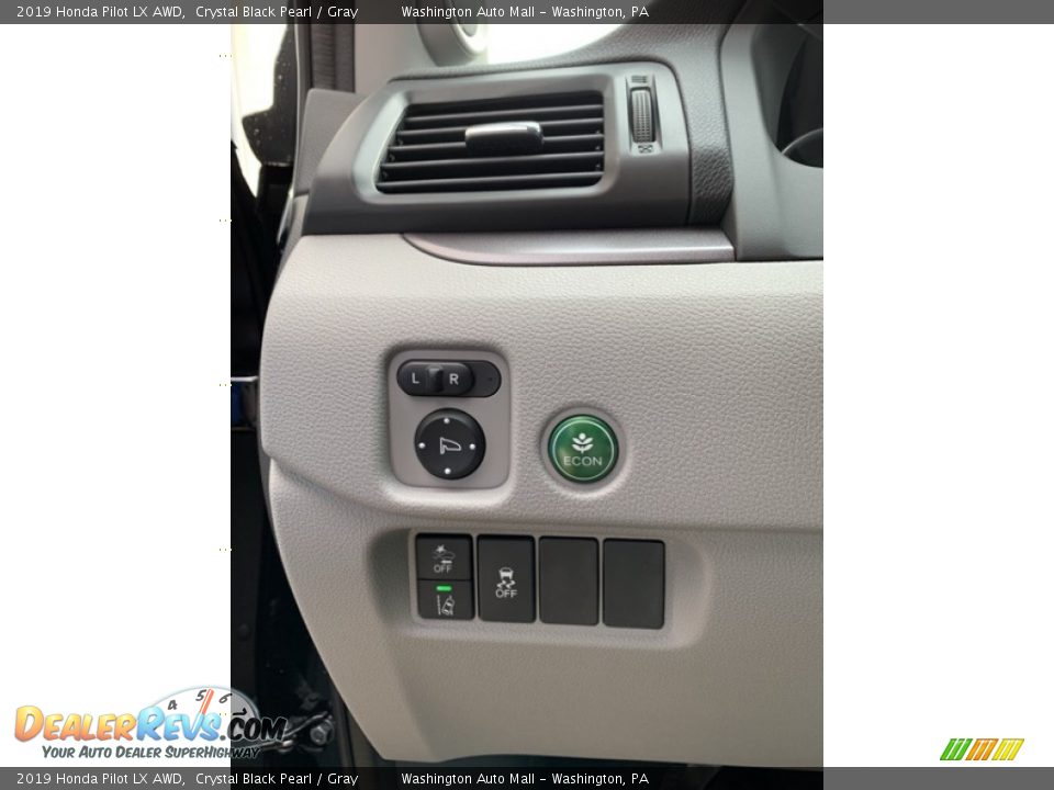 2019 Honda Pilot LX AWD Crystal Black Pearl / Gray Photo #12
