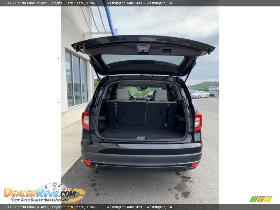 2019 Honda Pilot LX AWD Crystal Black Pearl / Gray Photo #21