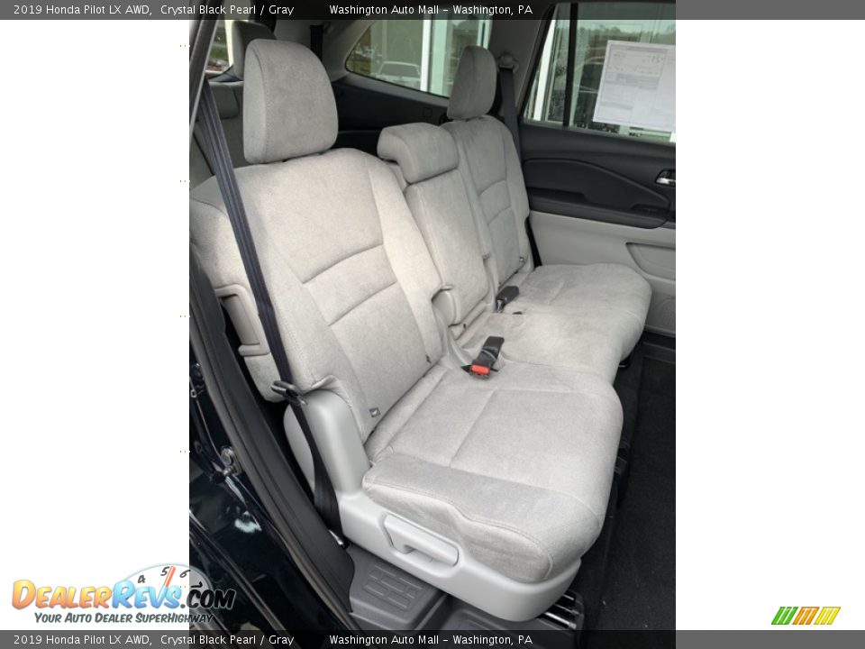 2019 Honda Pilot LX AWD Crystal Black Pearl / Gray Photo #25