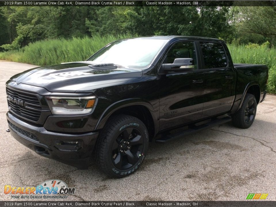 2019 Ram 1500 Laramie Crew Cab 4x4 Diamond Black Crystal Pearl / Black Photo #3