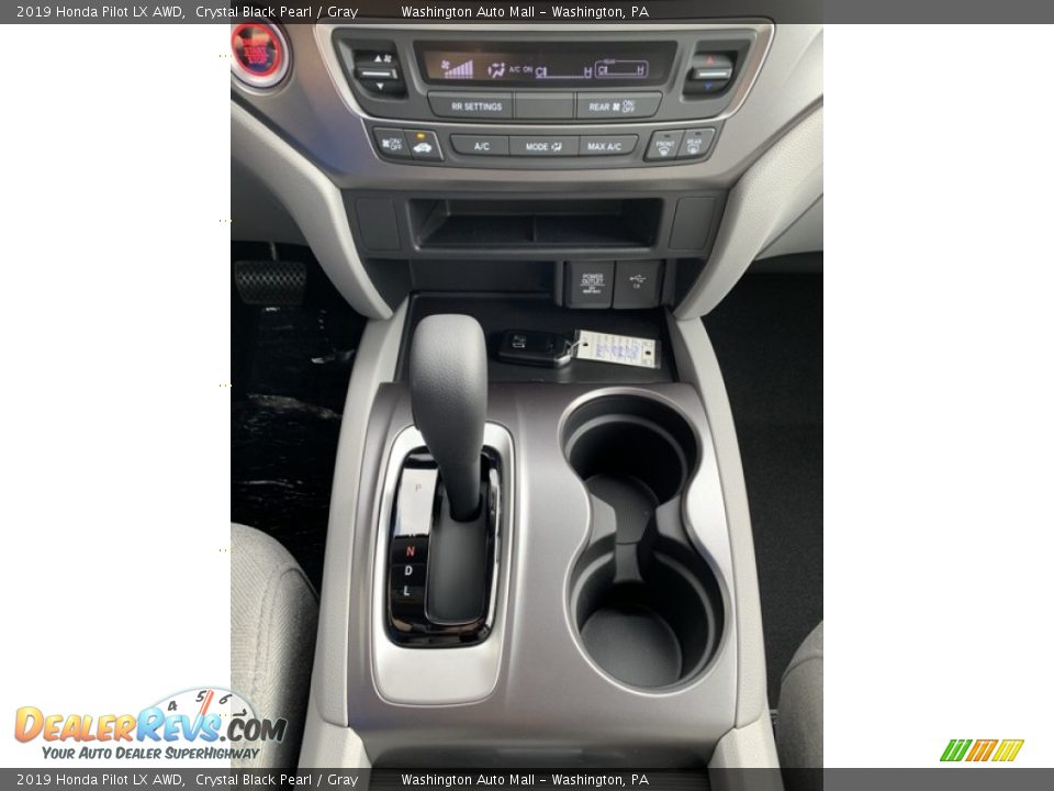2019 Honda Pilot LX AWD Crystal Black Pearl / Gray Photo #36