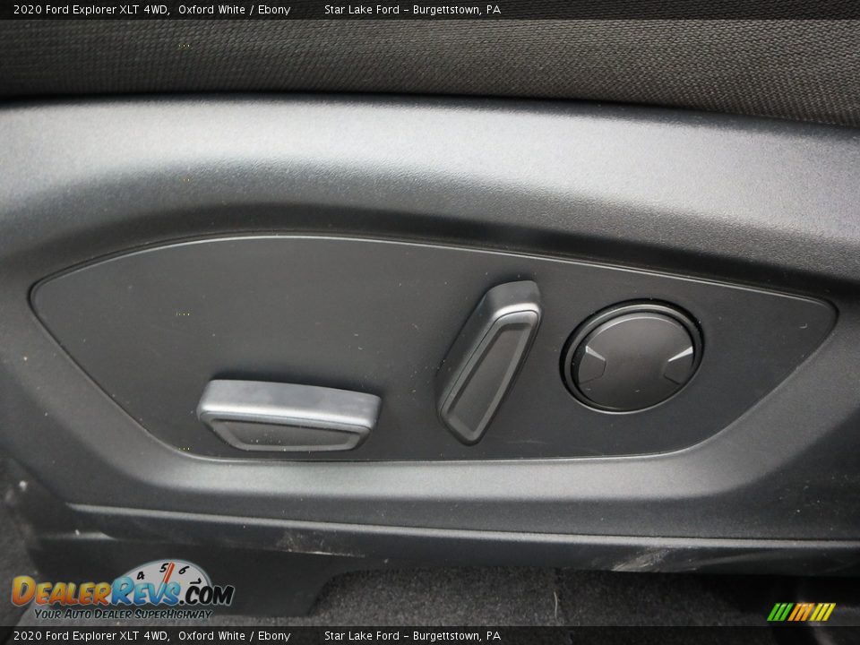 Controls of 2020 Ford Explorer XLT 4WD Photo #20