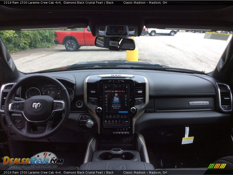 2019 Ram 1500 Laramie Crew Cab 4x4 Diamond Black Crystal Pearl / Black Photo #14