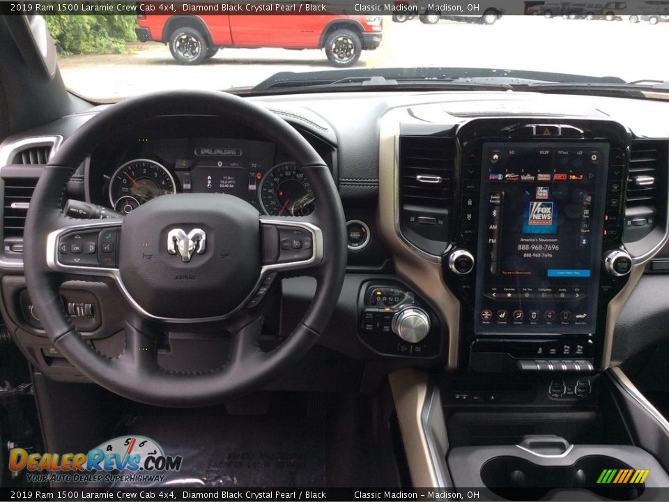 2019 Ram 1500 Laramie Crew Cab 4x4 Diamond Black Crystal Pearl / Black Photo #15