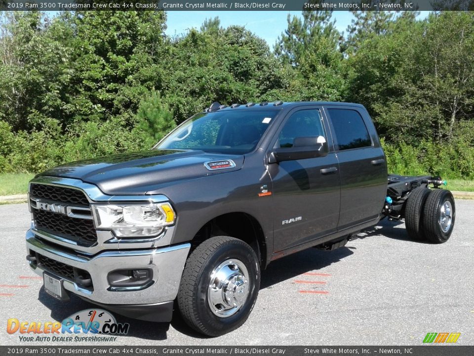 2019 Ram 3500 Tradesman Crew Cab 4x4 Chassis Granite Crystal Metallic / Black/Diesel Gray Photo #2
