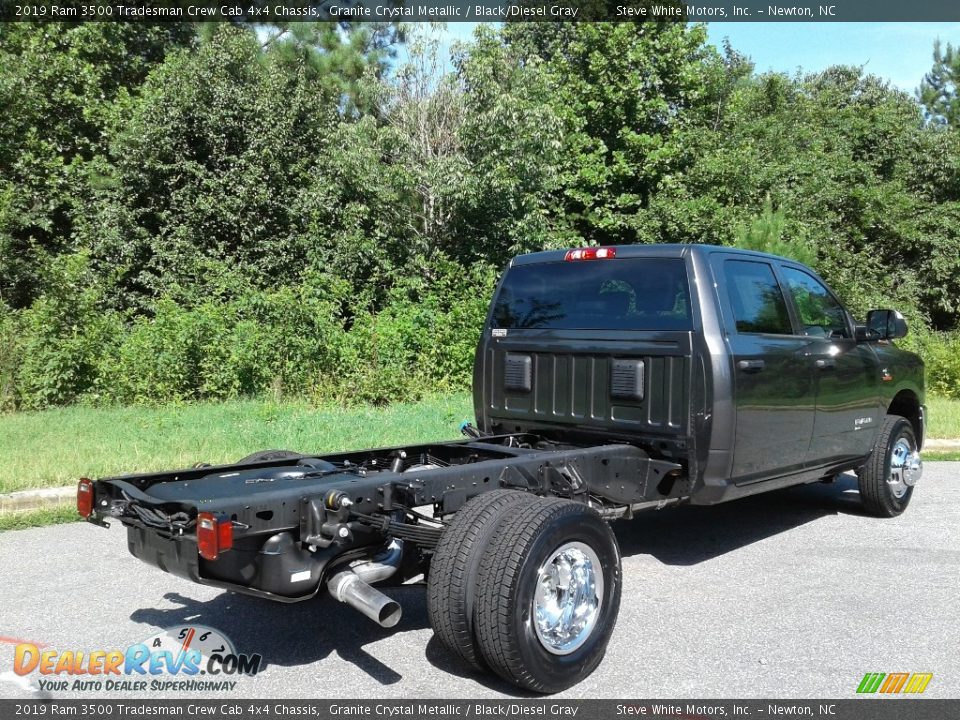 2019 Ram 3500 Tradesman Crew Cab 4x4 Chassis Granite Crystal Metallic / Black/Diesel Gray Photo #6