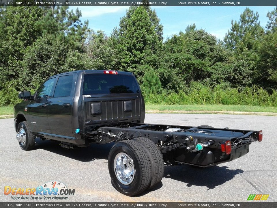 2019 Ram 3500 Tradesman Crew Cab 4x4 Chassis Granite Crystal Metallic / Black/Diesel Gray Photo #8