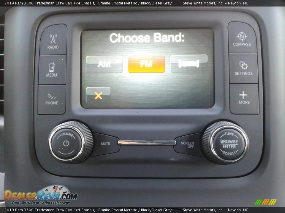 2019 Ram 3500 Tradesman Crew Cab 4x4 Chassis Granite Crystal Metallic / Black/Diesel Gray Photo #19