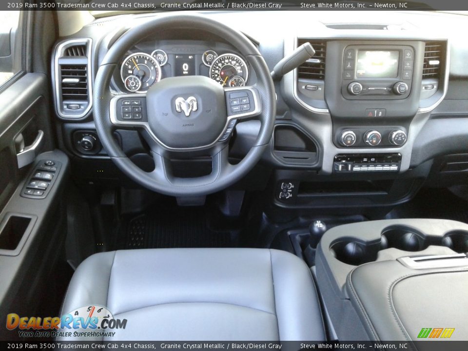 2019 Ram 3500 Tradesman Crew Cab 4x4 Chassis Granite Crystal Metallic / Black/Diesel Gray Photo #23