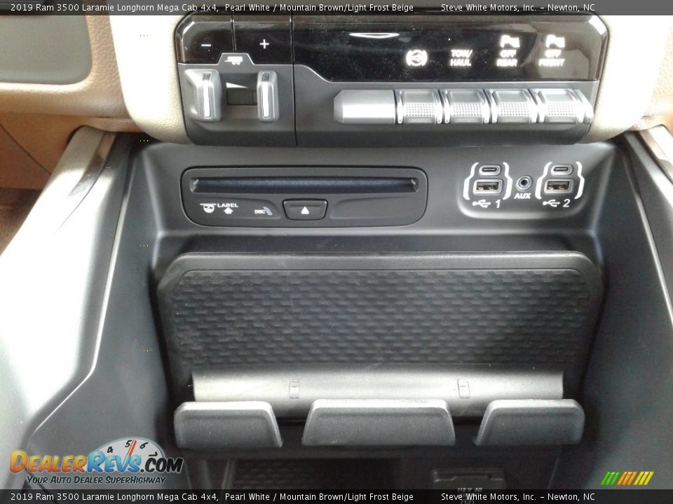 2019 Ram 3500 Laramie Longhorn Mega Cab 4x4 Pearl White / Mountain Brown/Light Frost Beige Photo #28
