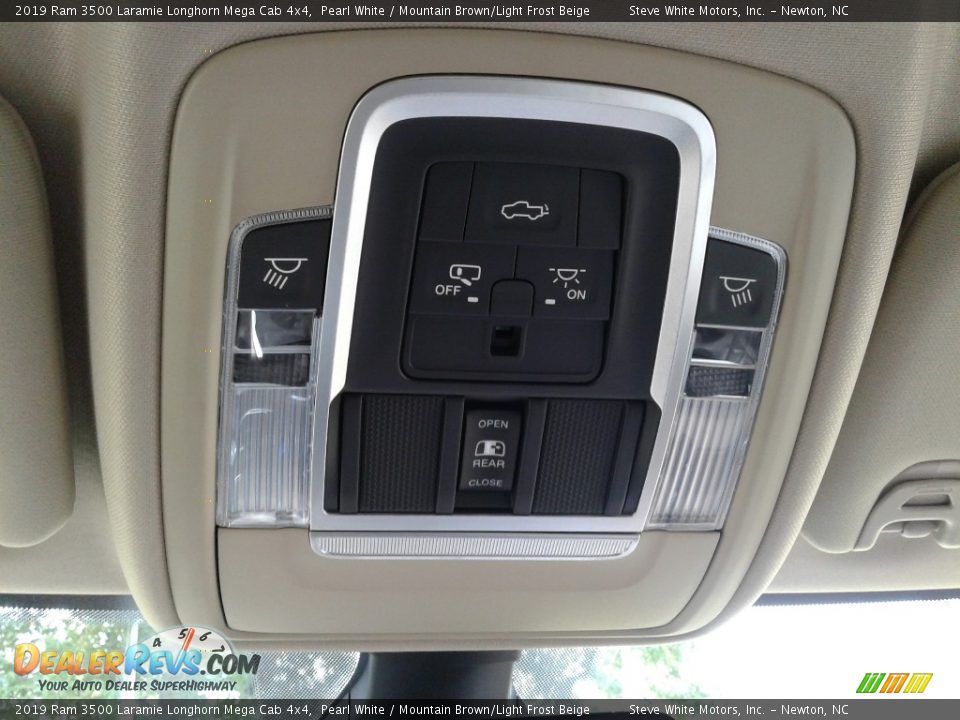 2019 Ram 3500 Laramie Longhorn Mega Cab 4x4 Pearl White / Mountain Brown/Light Frost Beige Photo #30