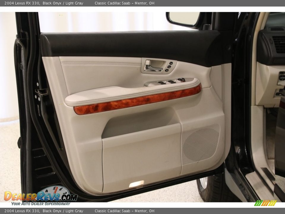2004 Lexus RX 330 Black Onyx / Light Gray Photo #4